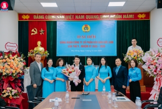 Đại hội Công đoàn Công ty Cổ phần Keo dán Đức Anh lần thứ V nhiệm kỳ 2025-2030 thành công tốt đẹp